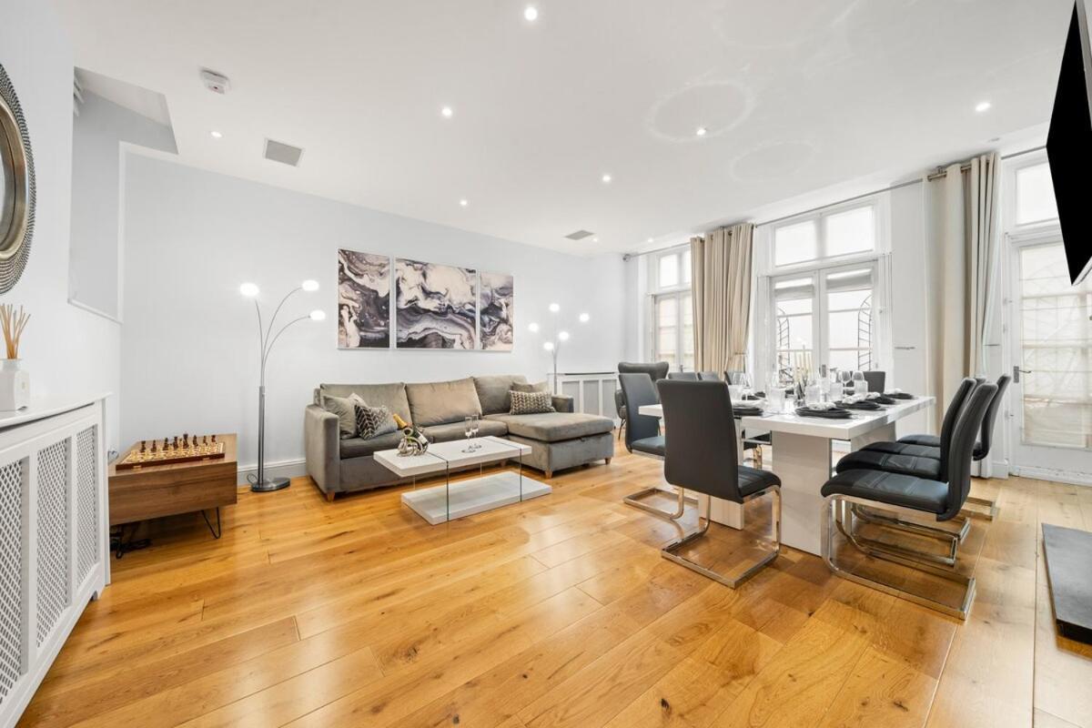 Harrod's Mansion Apartment London